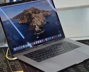 New Laptop Apple MacBook Pro 2018 32GB Intel Core i7 SSD 1T