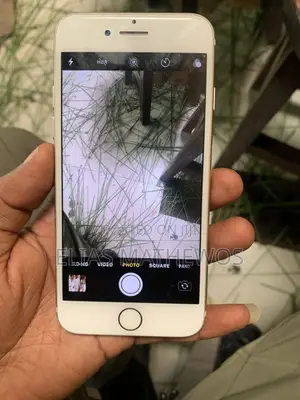 Apple iPhone 7 32 GB Gold