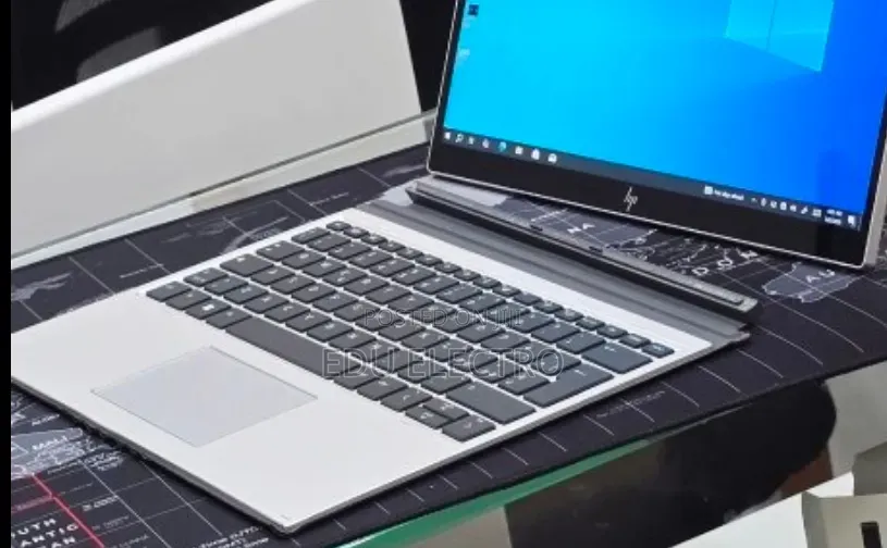 New Laptop HP Elite X2 G8 16GB Intel Core i7 SSD 512GB