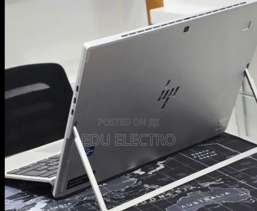 New Laptop HP Elite X2 G8 16GB Intel Core i7 SSD 512GB