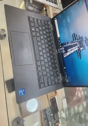 New Laptop Dell Latitude 7420 32GB Intel Core i7 SSD 512GB