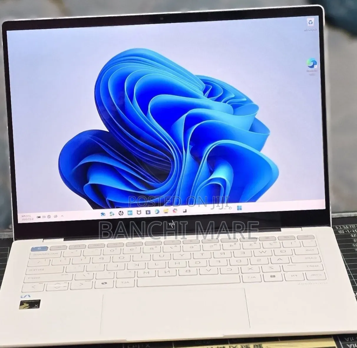 New Laptop HP OmniBook X Flip 14" 16GB Intel Core i7 SSD 1T