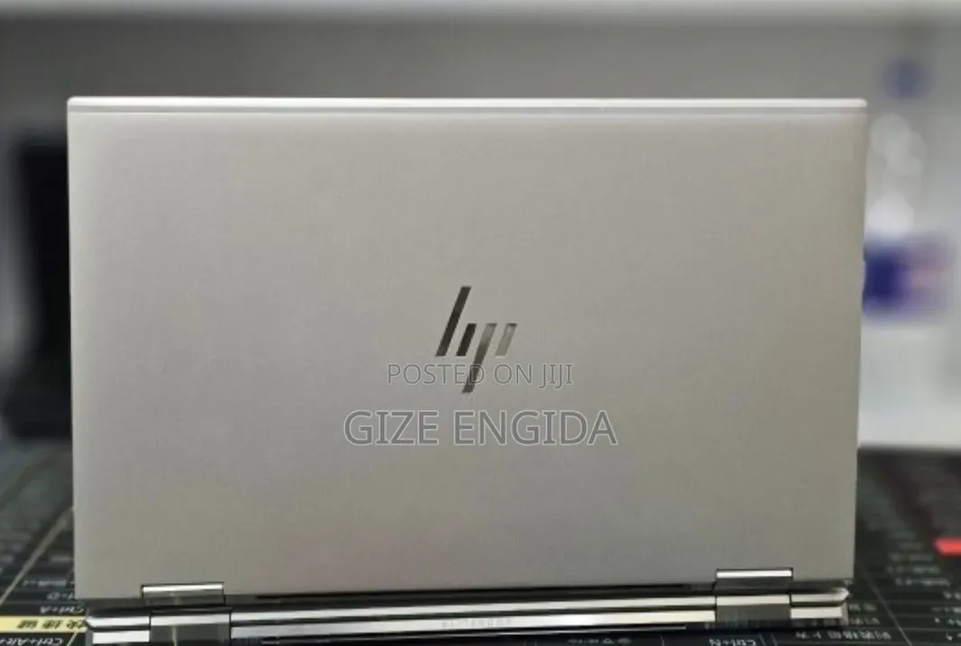 New Laptop HP EliteBook 1040 G8 16GB Intel Core i7 SSD 512GB
