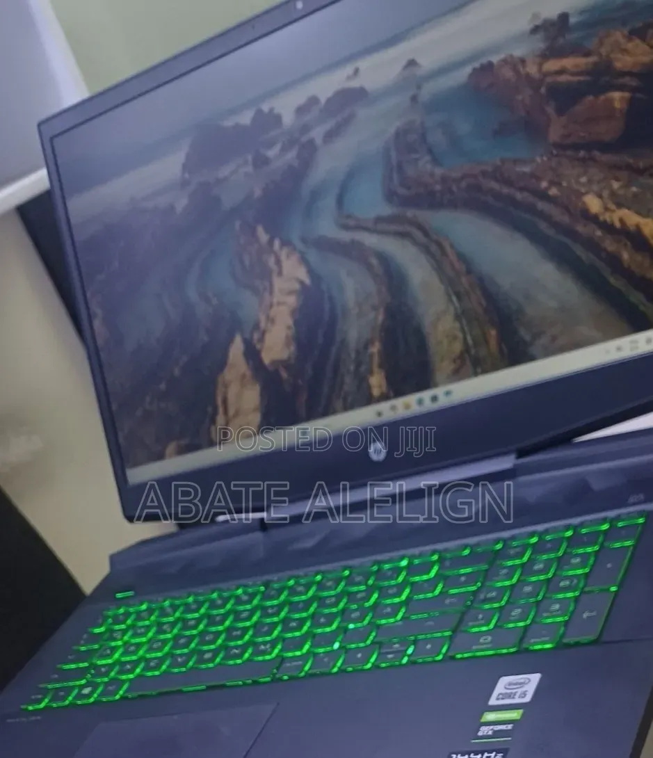 New Laptop HP Pavilion Power 15 16GB Intel Core i5 SSD 512GB