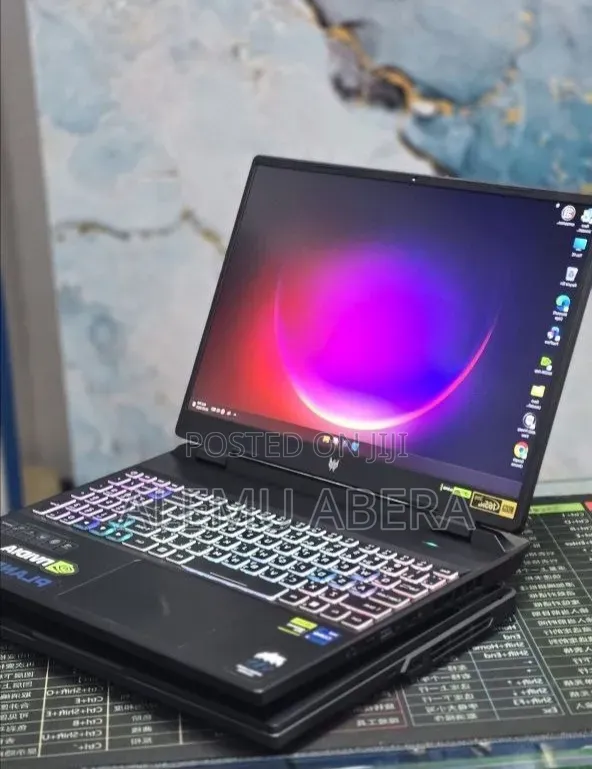 New Laptop Acer Predator Helios Neo 16 16GB Intel Core i7 SSD 512GB