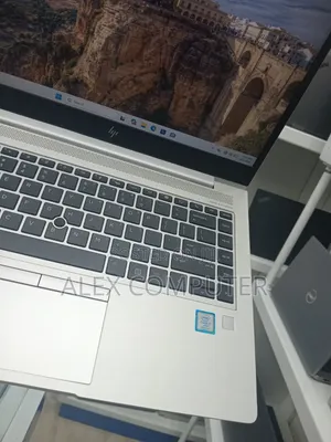 New Laptop HP EliteBook 840 G5 16GB Intel Core i7 SSD 512GB