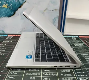 New Laptop HP EliteBook 830 G8 16GB Intel Core i5 SSD 512GB