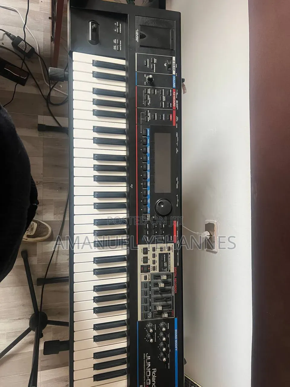 Roland Juno-Di Synthesizer Arrangers Keyboard