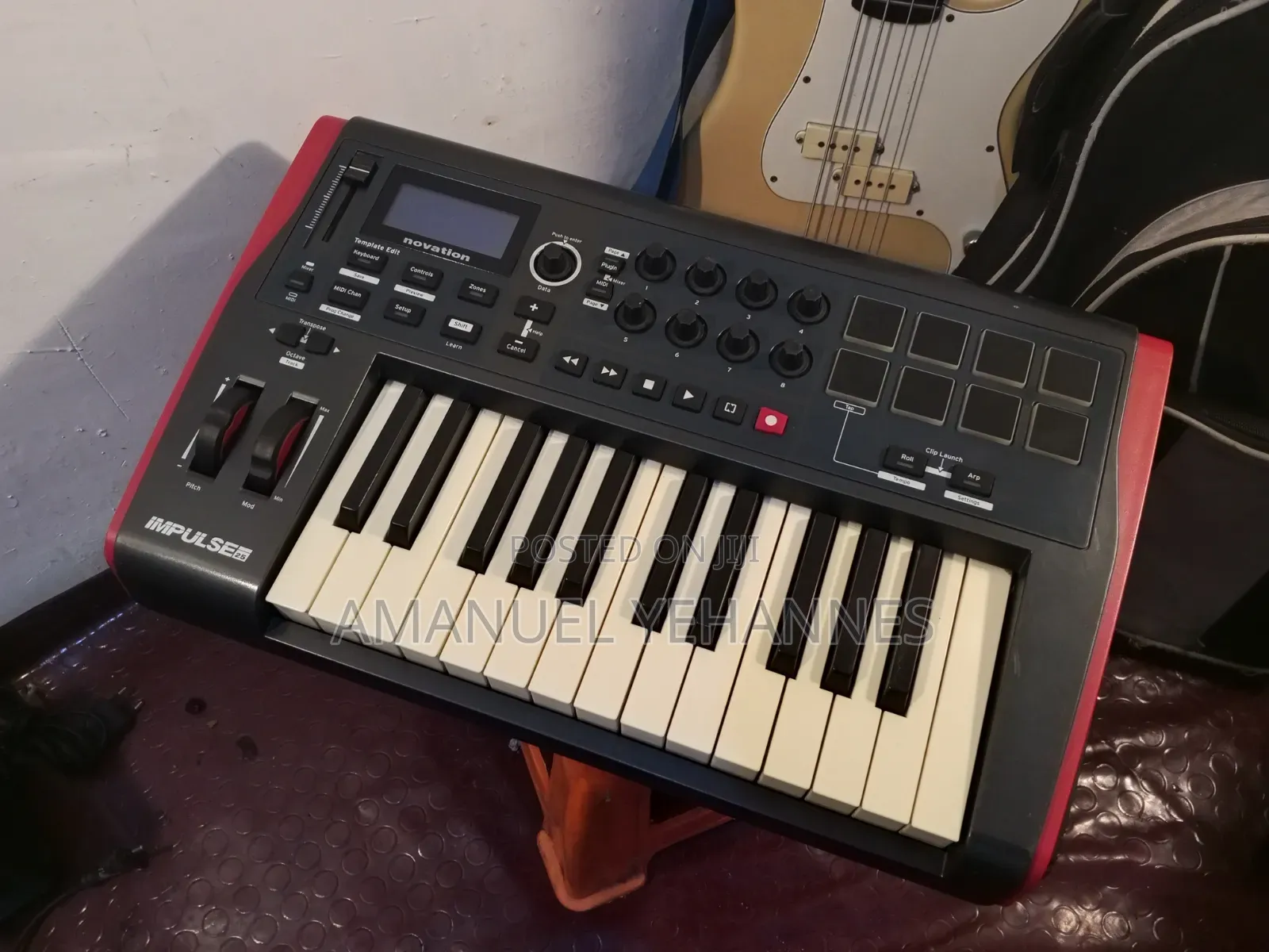 Novation Impulse 25 Key Midi Keyboard Piano