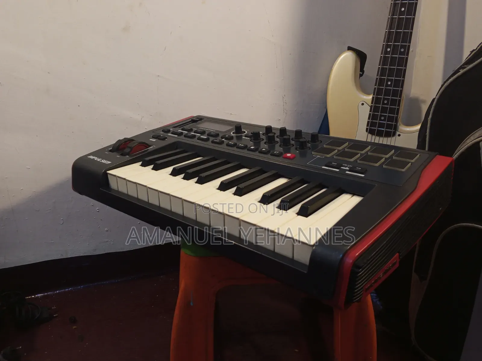 Novation Impulse 25 Key Midi Keyboard Piano