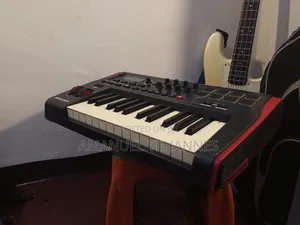 Novation Impulse 25 Key Midi Keyboard Piano