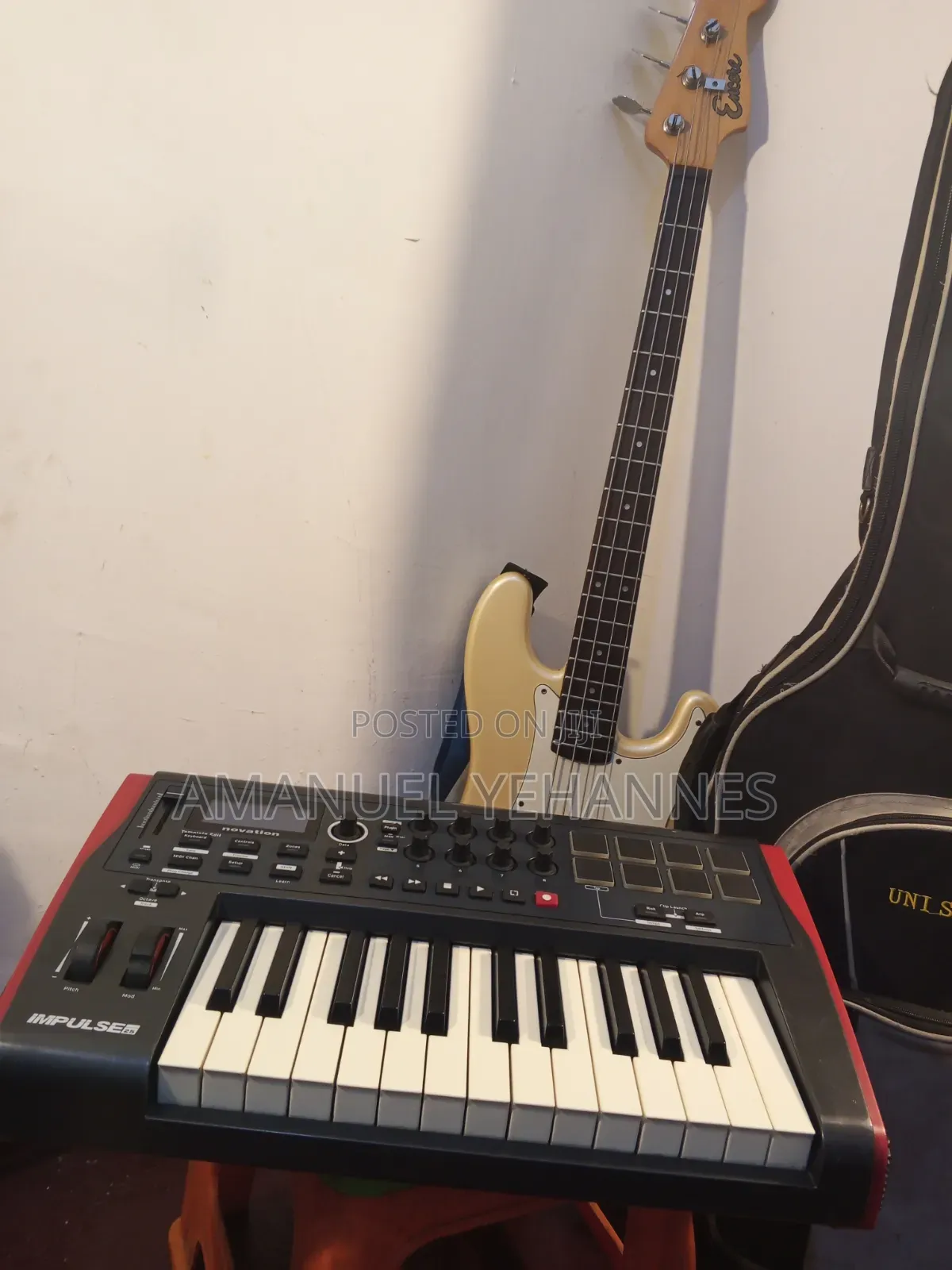 Novation Impulse 25 Key Midi Keyboard Piano