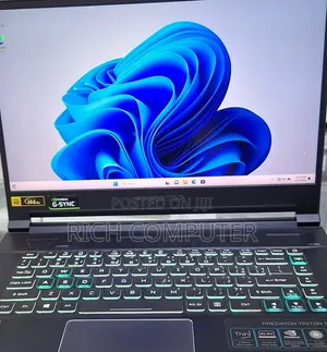 New Laptop Acer Predator Helios Neo 16 16GB Intel Core i7 SSD 512GB