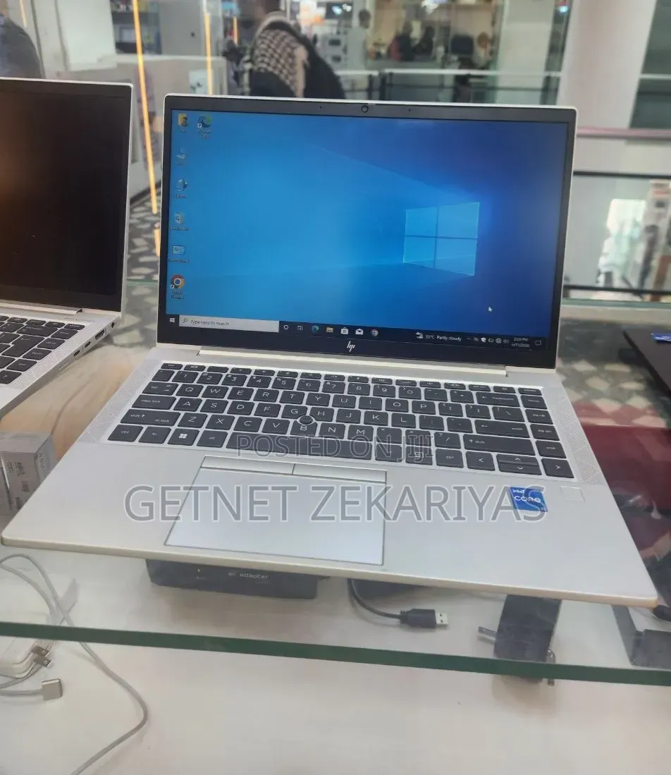 New Laptop HP EliteBook 840 G8 16GB Intel Core i5 SSD 512GB