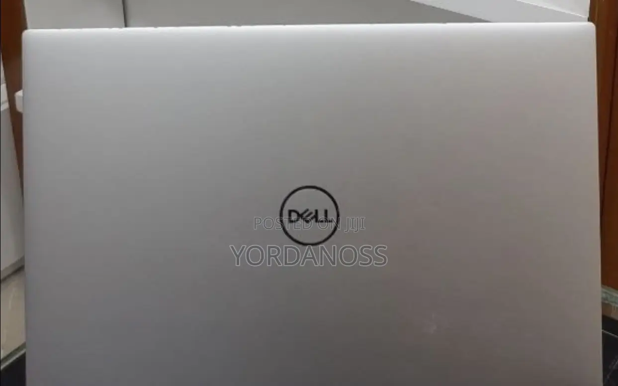 New Laptop Dell XPS 13 16GB Intel Core i7 SSD 512GB