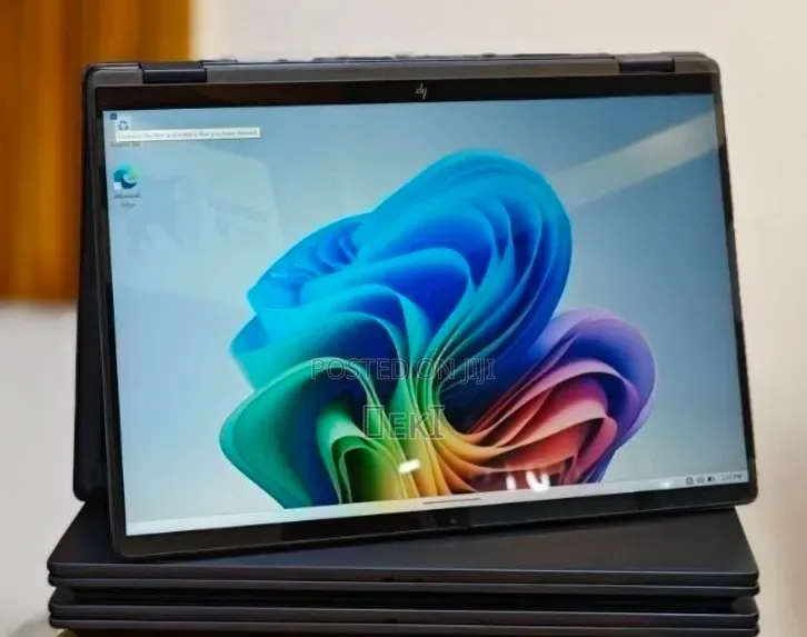 New Laptop HP OmniBook X Flip 14" 16GB Intel Core Ultra 7 SSD 1T
