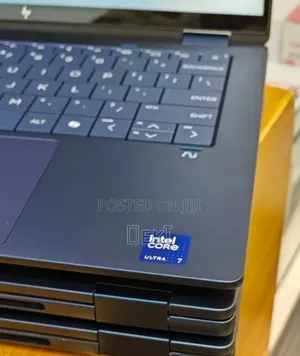 New Laptop HP OmniBook X Flip 14" 16GB Intel Core Ultra 7 SSD 1T