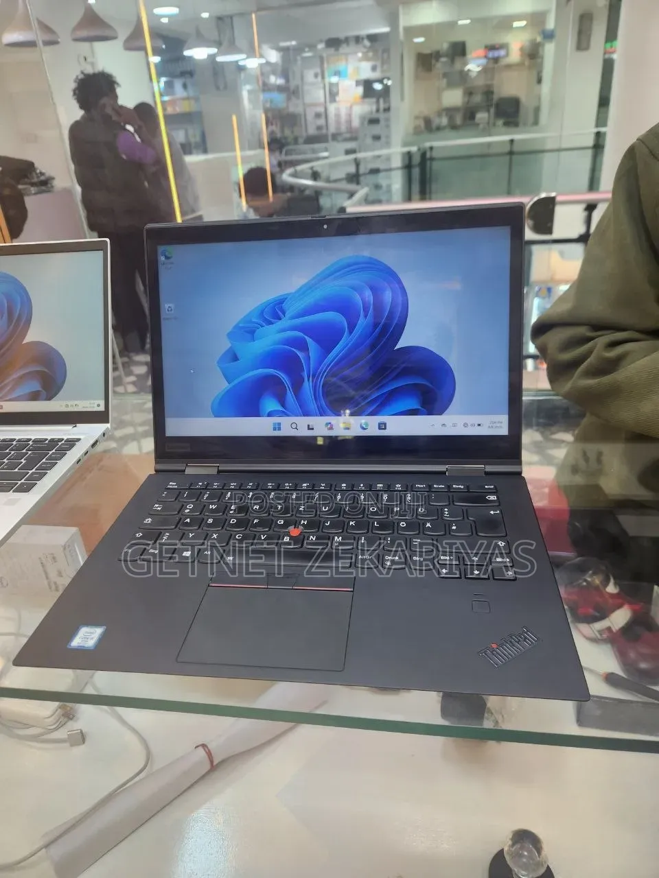 New Laptop Lenovo ThinkPad X1 Yoga 16GB Intel Core i5 SSD 512GB