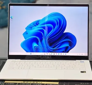 New HP OmniBook X Flip 14" 16GB Qualcomm Snapdragon X Elite SSD 1T