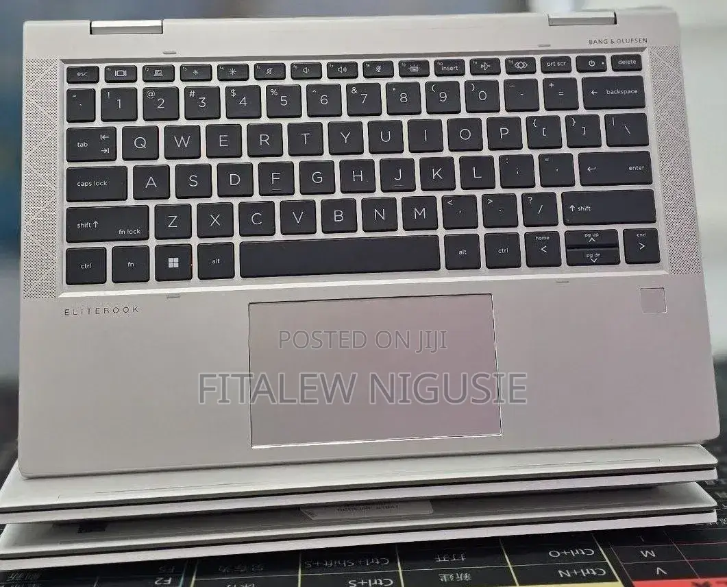 New Laptop HP EliteBook 830 G8 16GB Intel Core i5 SSD 512GB