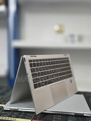 New Laptop HP EliteBook 1040 G8 16GB Intel Core i7 SSD 512GB