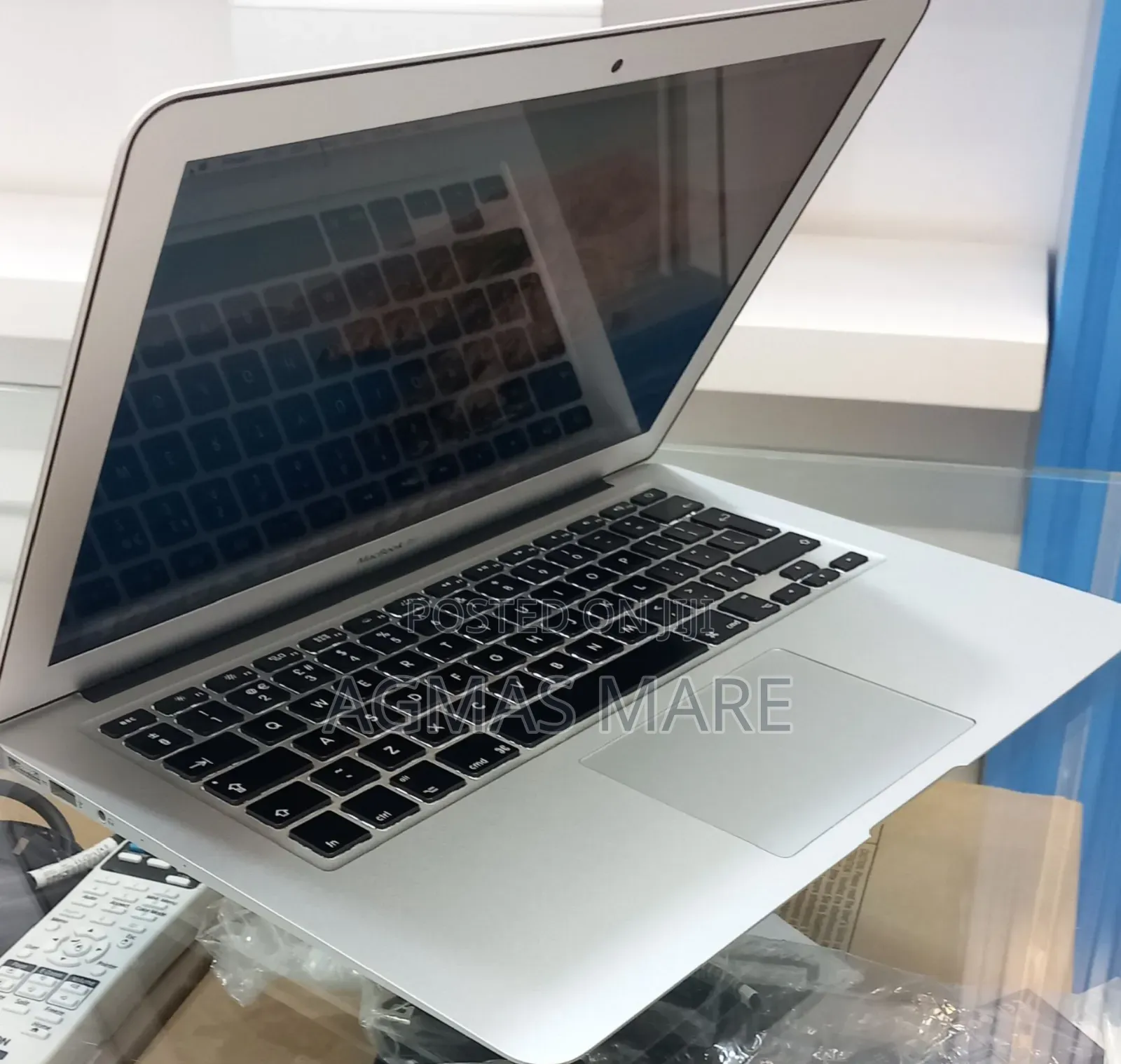 New Laptop Apple MacBook Air 2017 8GB Intel Core i5 SSD 128GB