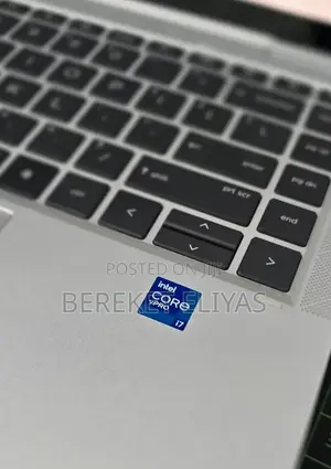 New Laptop HP EliteBook 1040 G8 16GB Intel Core i7 SSD 512GB