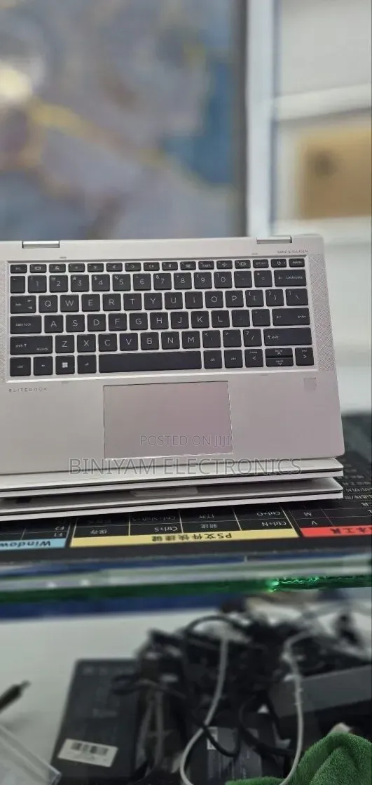 New Laptop HP EliteBook 830 G8 32GB Intel Core i7 SSD 512GB