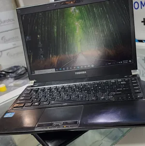 New Laptop Toshiba Tecra R950 4GB Intel Core i7 SSD 500GB