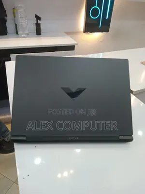 New Laptop HP Victus 15 16GB AMD Ryzen 5 SSD 512GB