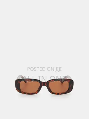 Rectangular Unisex Sunglasses With Fair Price