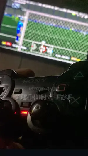 Ps3 500 Gb Two Controllerss