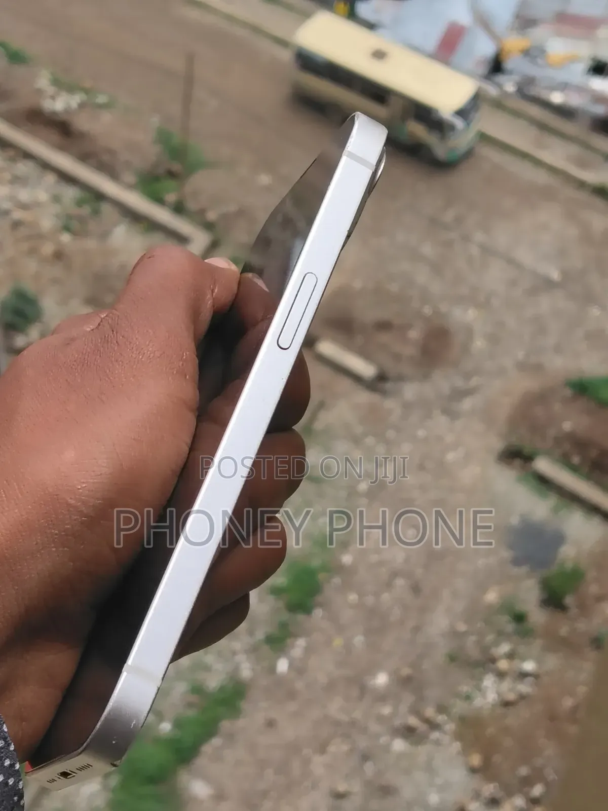 Apple iPhone 13 128 GB White