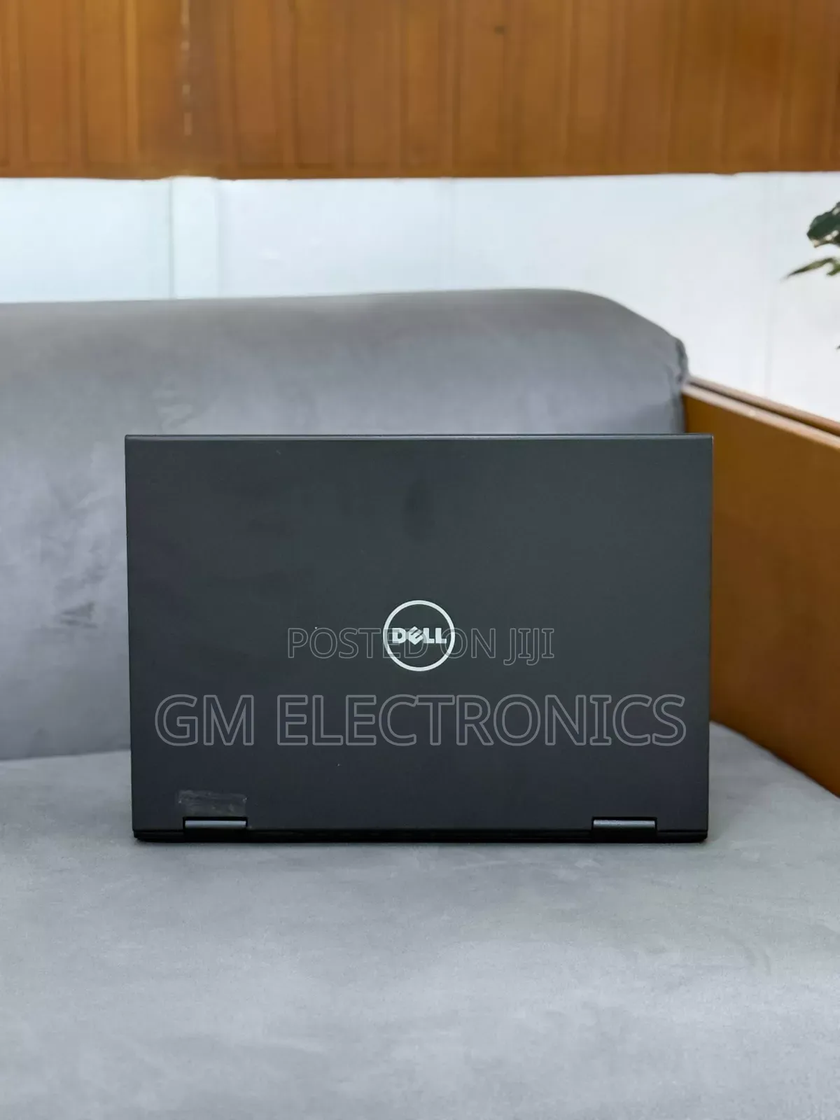 New Laptop Dell Latitude 3390 8GB Intel Core i5 HDD 500GB