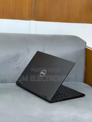 New Laptop Dell Latitude 3390 8GB Intel Core i5 HDD 500GB