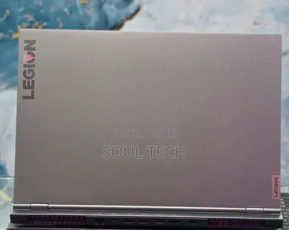 New Laptop Lenovo Legion 7 16GB AMD Ryzen 7 SSD 1T