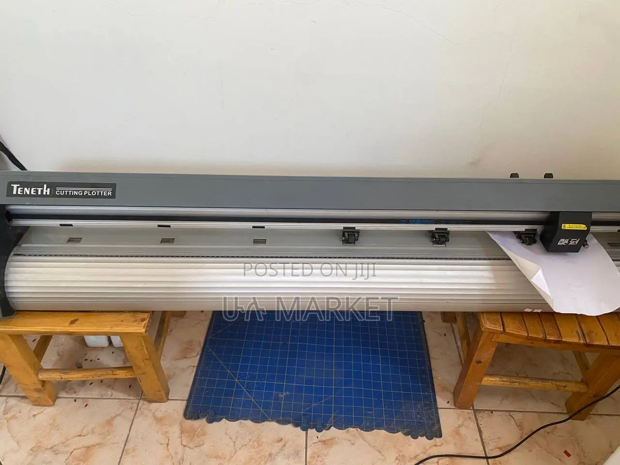 TENETH Professional Vinyl Cutting Plotter.
