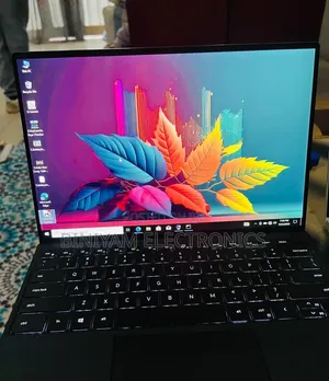 New Laptop Dell XPS 13 32GB Intel Core i7 SSD 512GB