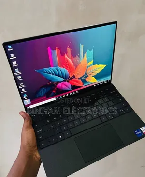 New Laptop Dell XPS 13 32GB Intel Core i7 SSD 512GB