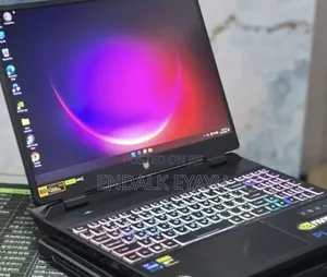 New Laptop Acer Predator Helios Neo 16 16GB Intel Core i7 SSD 512GB