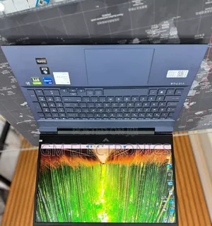 New Laptop HP Victus 16 16GB Intel Core i7 SSD 512GB