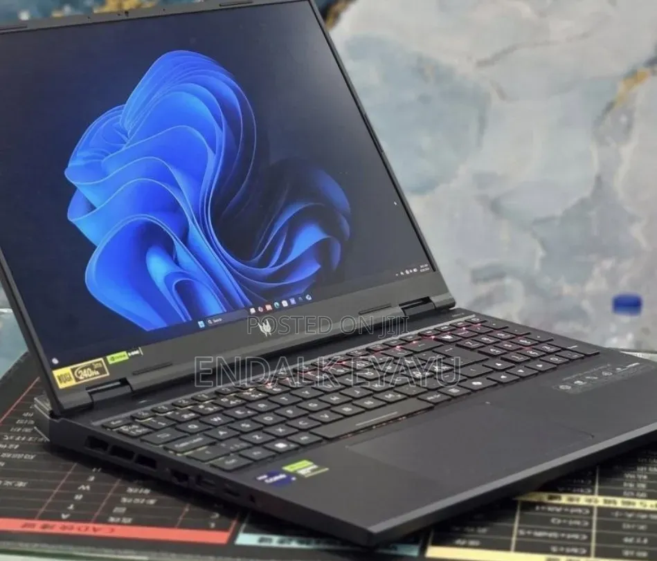 New Laptop Acer Predator Helios Neo 16 16GB Intel Core i9 SSD 1T