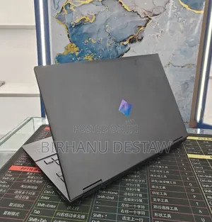 New Laptop HP Omen 15 16GB AMD Ryzen 7 SSD 512GB