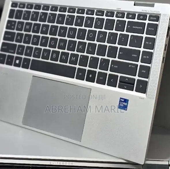 New Laptop HP EliteBook 1040 G8 16GB Intel Core i7 SSD 512GB