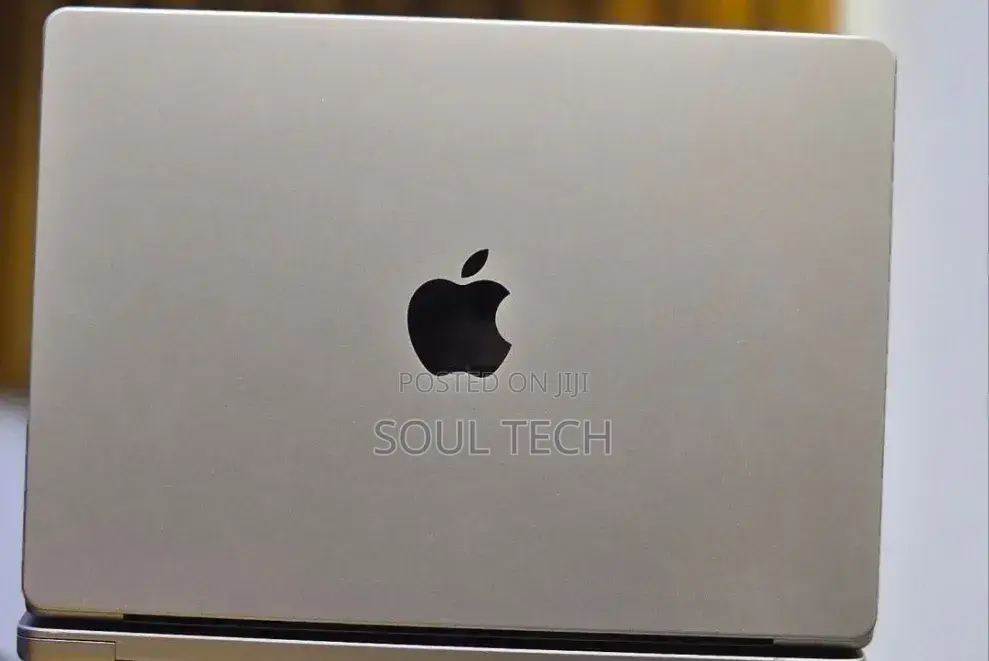 New Laptop Apple MacBook Pro 2021 M1 16GB Apple M1 Pro SSD 512GB