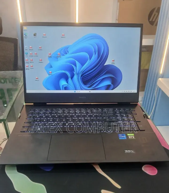 New Laptop HP Omen 16 16GB Intel Core i7 SSD 512GB