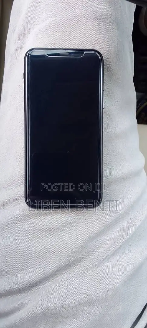 Apple iPhone 11 Pro 64 GB Black