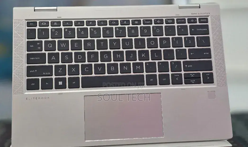 New Laptop HP EliteBook 830 G8 32GB Intel Core i7 SSD 512GB