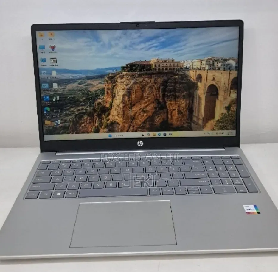 New Laptop HP Stream Notebook 16GB Intel Core i7 SSD 1T