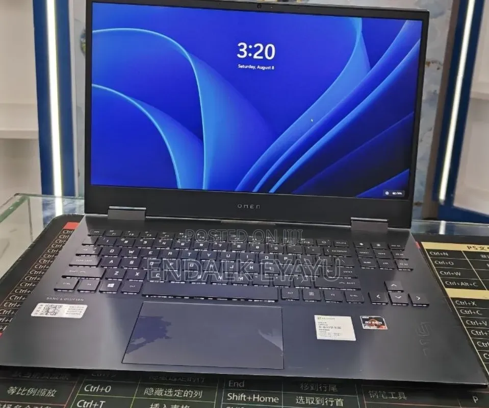 New Laptop HP Omen 15 16GB AMD Ryzen 7 SSD 512GB